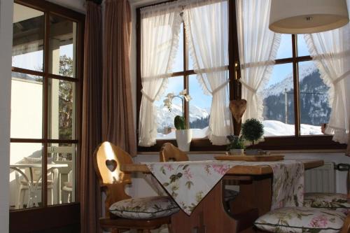 Bad Hindelang Apartamento | Ferienwohnung Bergblick - Allgäublick