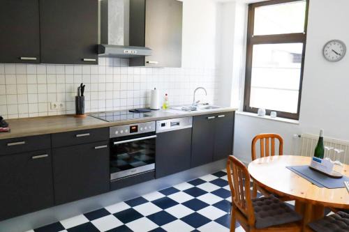 Saarburg Apartamento | Ferienwohnung Berggarten
