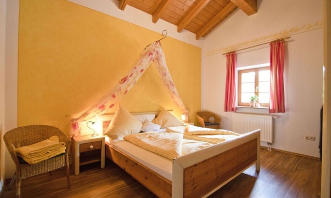 Bad Feilnbach Apartamento | Apartamento "Pera" de 55 metros cuadrados hasta 2 personas, 2. Primer piso, 1 dormitorio separado, balcón orientado al sur.