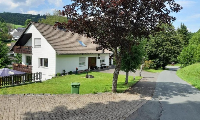 Elkeringhausen Apartamento | Ferienwohnung Birgit