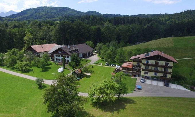 Nussdorf am Attersee Apartamento | Ferienwohnung Buche - Bio-bauernhof Familie Nußbaumer