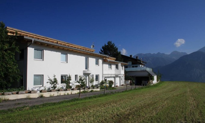 Grinzens Apartamento | Ferienwohnung Christ