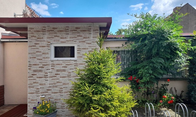 Lubben Cabaña | Ferienwohnung - Pension Lehmanns Deichschänke