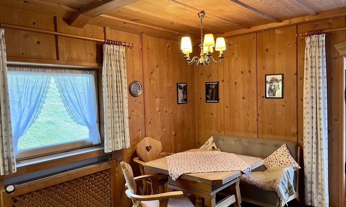 Obergrainau Apartamento | Ferienwohnung "De Obere Kloane" mit Tollen Bergblick. Haustierfreundlich!