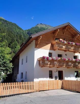 Sankt Leonhard im Pitztal Apartamento | Ferienwohnung Eiter Manuela