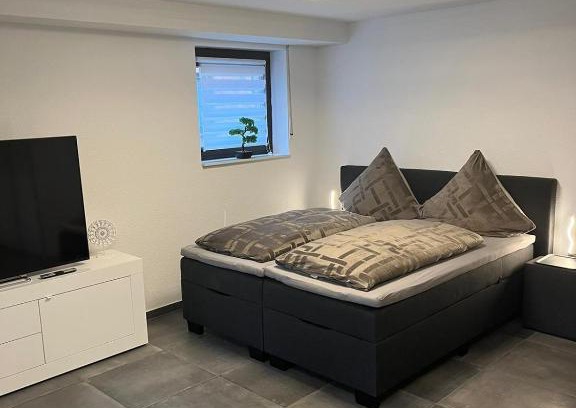 Flittard Apartamento | Ferienwohnung Emilia
