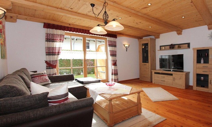 Stanggaß Apartamento | Ferienwohnung für 1 - 2 Pers., Wohnzimmer, Schlafzimmer, Küche, Du/wc, Balkon