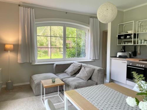 Saal Apartamento | Ferienwohnung FÜNF Hof Himmelgrün