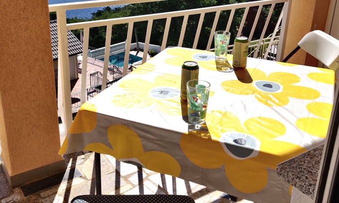 Zagorje Apartamento | Ferienwohnung für 2 mit Aufstellpool, Fantastischer Meerblick