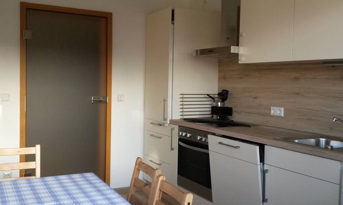 Gemarkung Truchtelfingen Apartamento | Apartamento Gänsbach, 90m², 2 habitaciones, máx. 6 personas