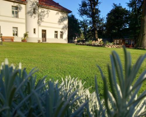 Mockrehna Apartamento | Ferienwohnung Gutshaus Klitzschen