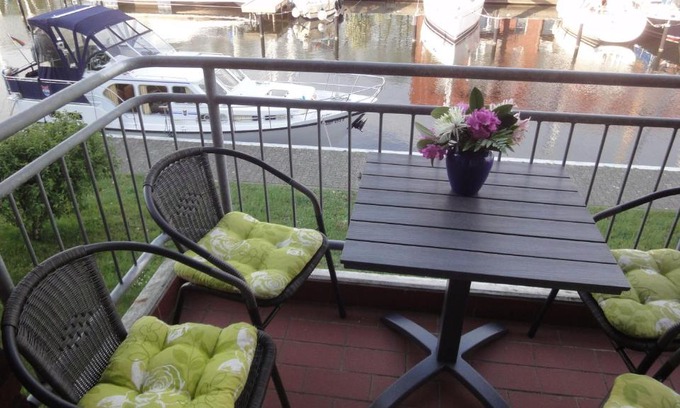 Ueckermuende Apartamento | Ferienwohnung-Hafenblick-Ueckermuende-Stettiner-Haff-Ostsee