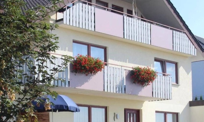 Tengen Apartamento | Ferienwohnung Haus Wannenberg