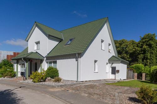 Kroeslin Apartamento | Ferienwohnung Heinrich
