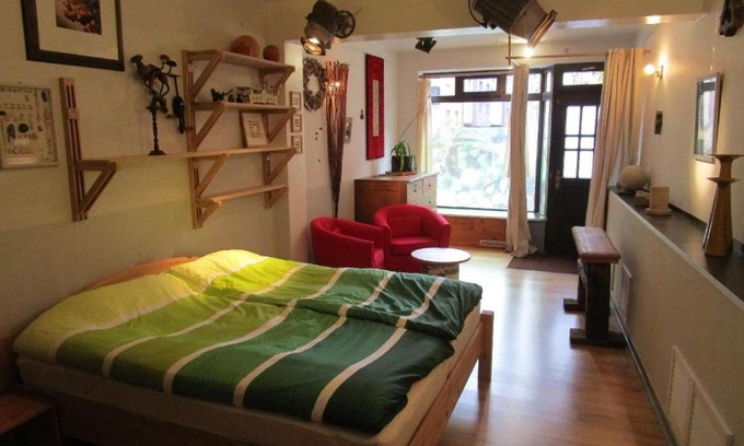 Ostliche Altstadt Apartamento | Ferienwohnung-im-mauerbluemchen