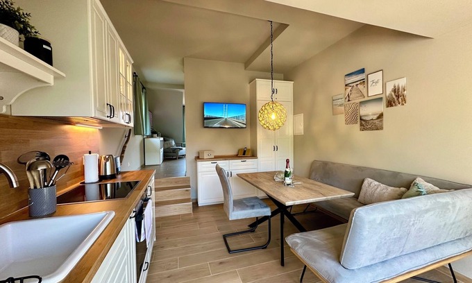 Monchgut-Granitz Apartamento | Ferienwohnung in Lobbe mit Meerblick