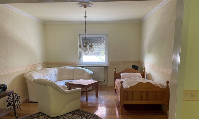 Pirmasens Apartamento | Ferienwohnung in Pirmasens- Nähe Zentrum