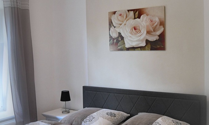 Toenning Apartamento | Ferienwohnung Jakob, mit Garten, Terrasse und Strandkorb