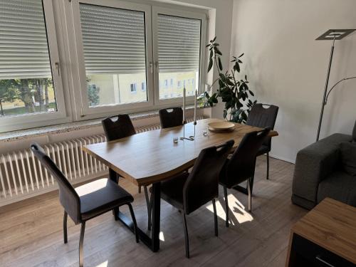 Coburg Apartamento | Ferienwohnung "Jumbo" in Coburg ! - 100qm im OG1 mit Privatparkplatz & Balkon