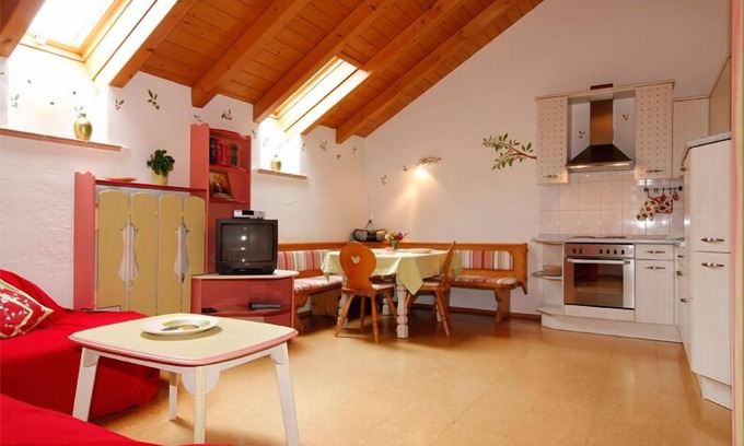 Bad Feilnbach Apartamento | Apartamento "Cereza" 55 m² hasta 4 personas, 2. Primer piso, 2 dormitorios separados, balcón orientado al este.
