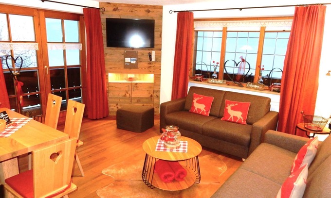 Blindau Apartamento | Apartamento "Klausenberg" - Apartamento de tres habitaciones de 75 m² con balcón y vista a la montaña