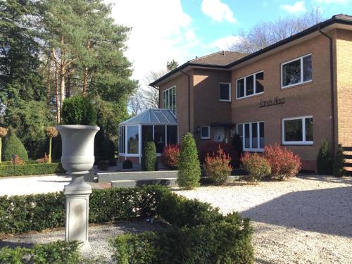 Dersum Apartamento | Ferienwohnung Lands Huys