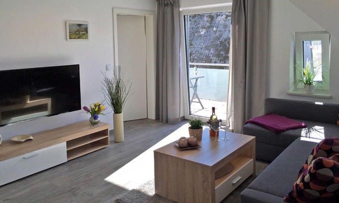 Kroeslin Apartamento | Ferienwohnung Le Papillon