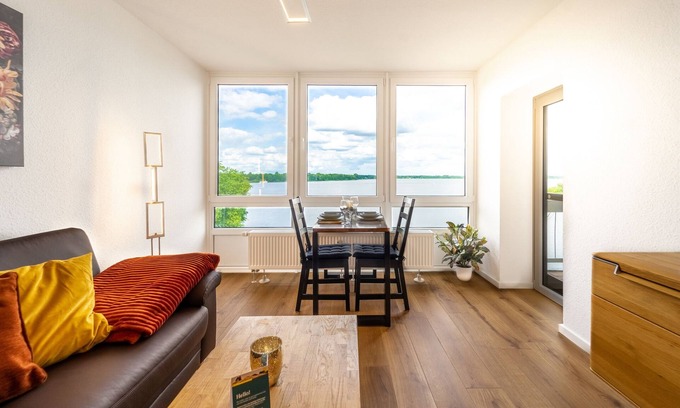 Bad Zwischenahn Apartamento | Ferienwohnung "meerblick am Delf" - Yachthafen Eyhausen