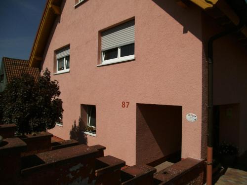 Pirmasens Casa | Ferienwohnung Mau
