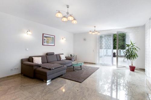 Loerrach Apartamento | Ferienwohnung Milita