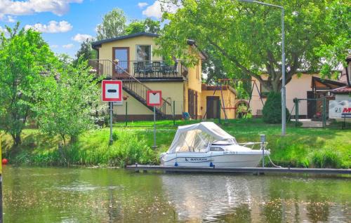 Mirowdorf Apartamento | Ferienwohnung Mirow