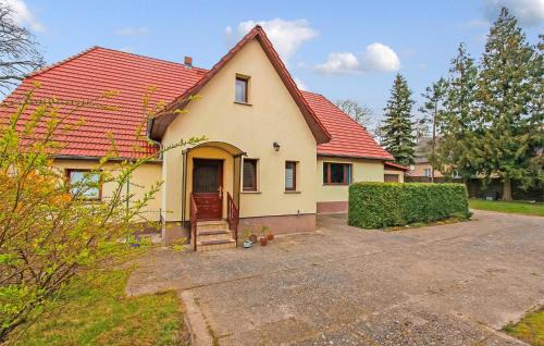 Roggentin Apartamento | Ferienwohnung Mirow Roggentin