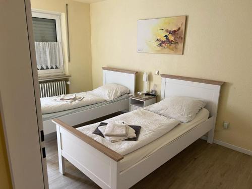 Fuldabruck Apartamento | Ferienwohnung mit 4 Betten - Balkon - Küche