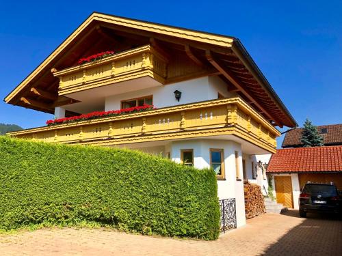 Unterammergau Apartamento | Ferienwohnung mit Bergblick
