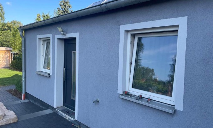 Bemerode Apartamento | Ferienwohnung mit Fußbodenheizung nahe Messe, gratis Parkplatz und Abstellplatz E - Bike