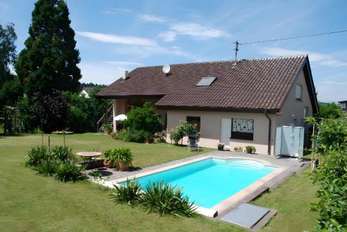 Ottenhausen Apartamento | Ferienwohnung mit Pool