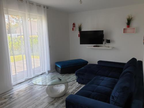 Neustrelitz Apartamento | Ferienwohnung mit Terrasse