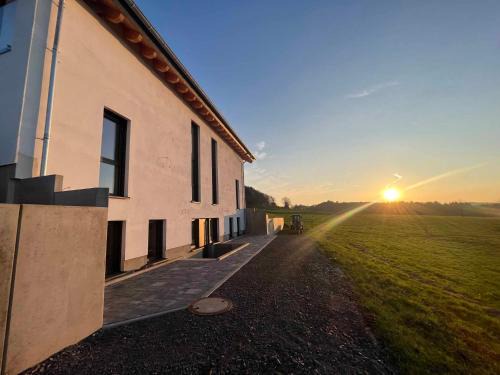 Losheim am See Apartamento | Ferienwohnung Naturraum