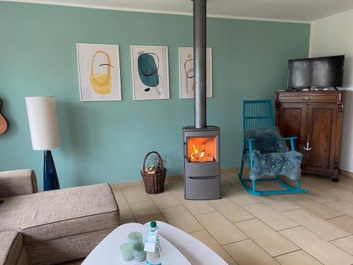 Ribnitz-Damgarten Apartamento | Ferienwohnung Ostseestille am Bodden mit Kamin