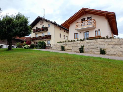 Palling Apartamento | Ferienwohnung Obstgarten