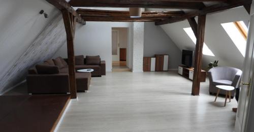 Neustadt Apartamento | Ferienwohnung Olafs Werkstatt