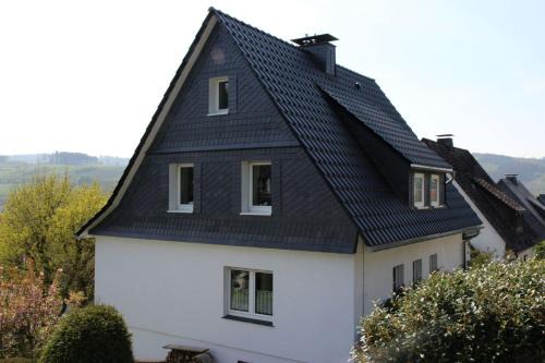 Assinghausen Apartamento | Ferienwohnung Olsberg