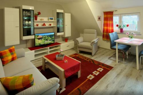 Untermunstertal Apartamento | Ferienwohnung Panoramablick im Haus Bergblick