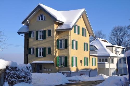 Wolfhalden Apartamento | Ferienwohnung Rätia