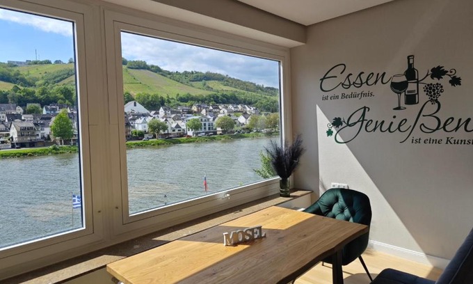 Zell Apartamento | Ferienwohnung Schöne Aussicht