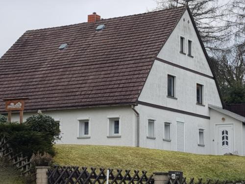Jonsdorf Apartamento | Ferienwohnung Schiller
