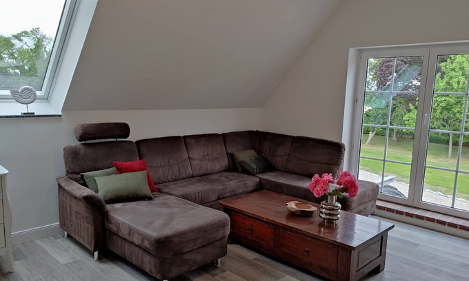 Winnemark Apartamento | Ferienwohnung Schleibrise - Duschbad, Balkon, Terrasse, Garten, Schleinah