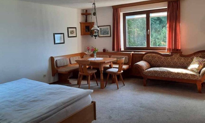 Weyregg am Attersee Apartamento | Ferienwohnung Seeblick - Haus Gertraud Brand