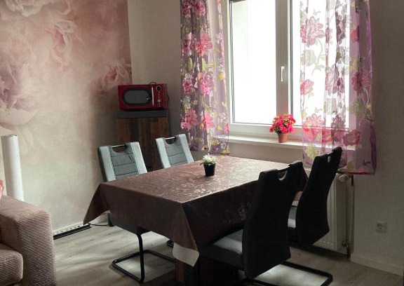 Landstuhl Apartamento | Ferienwohnung Sonne