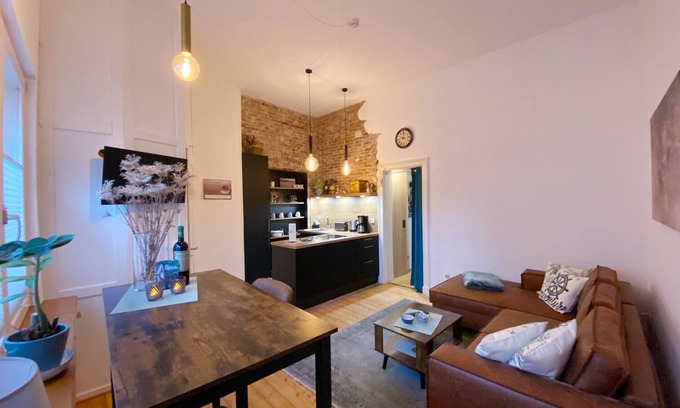 Emden Apartamento | Ferienwohnung Stadthuuske Unnern Stadt, Land, Idylle Urlaub mit Charme